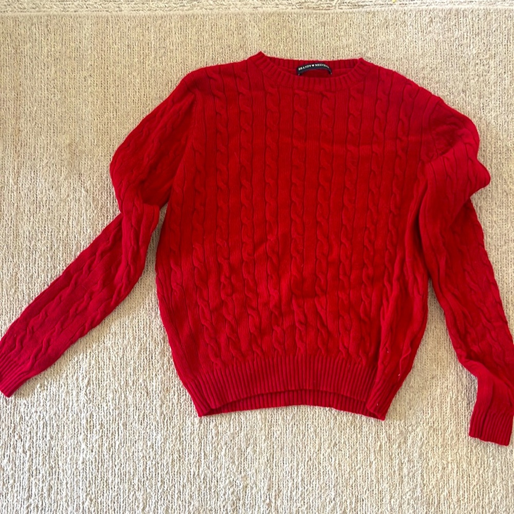 Brandy Melville Cable nit Sweater
